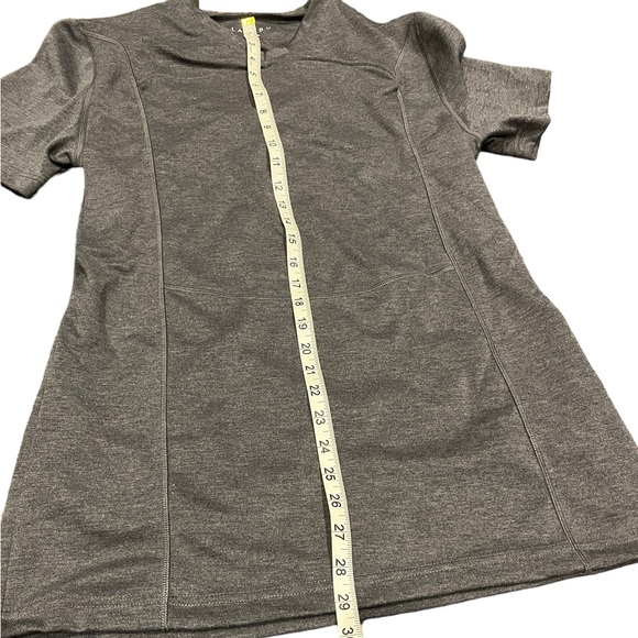LALABU Men’s Dad Shirt for Baby Wearing in Gray size medium - Picture 8 of 12